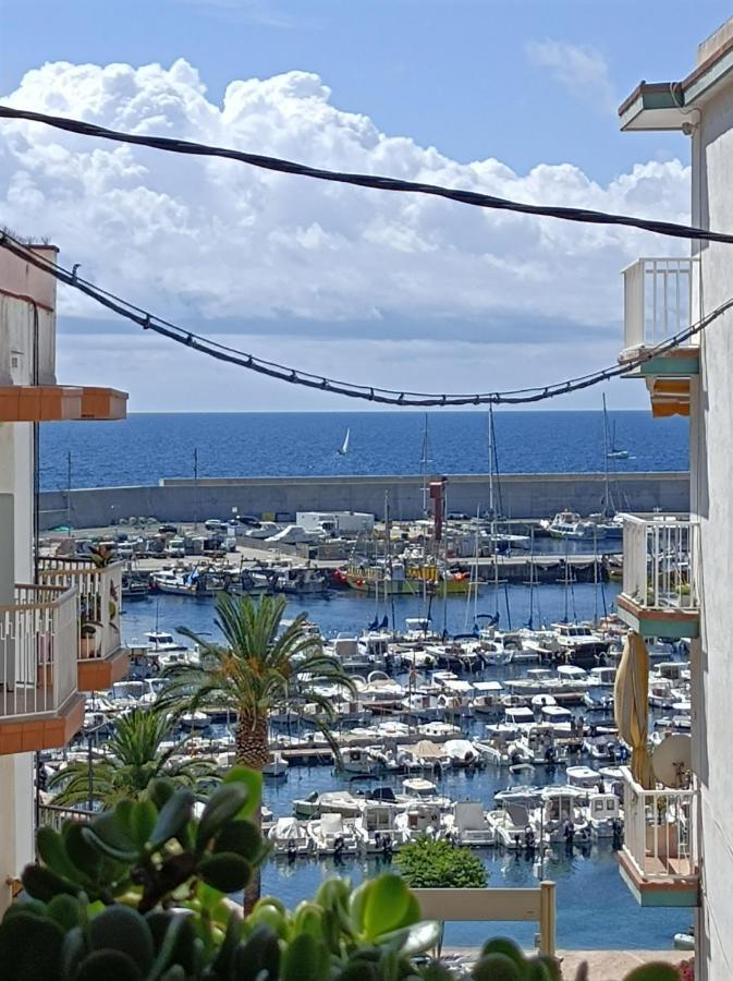 Puerto Costa Brava Apartments Бланес Екстериор снимка
