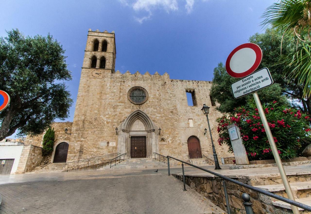 Puerto Costa Brava Apartments Бланес Екстериор снимка